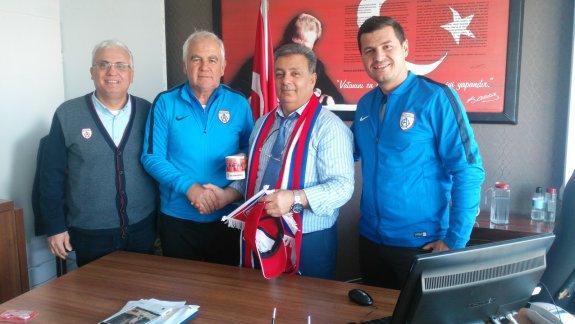 Altınordu Futbol Kulubü Yöneticileri İlçe Milli Eğitim Müdürümüz´ü Ziyaret Etti