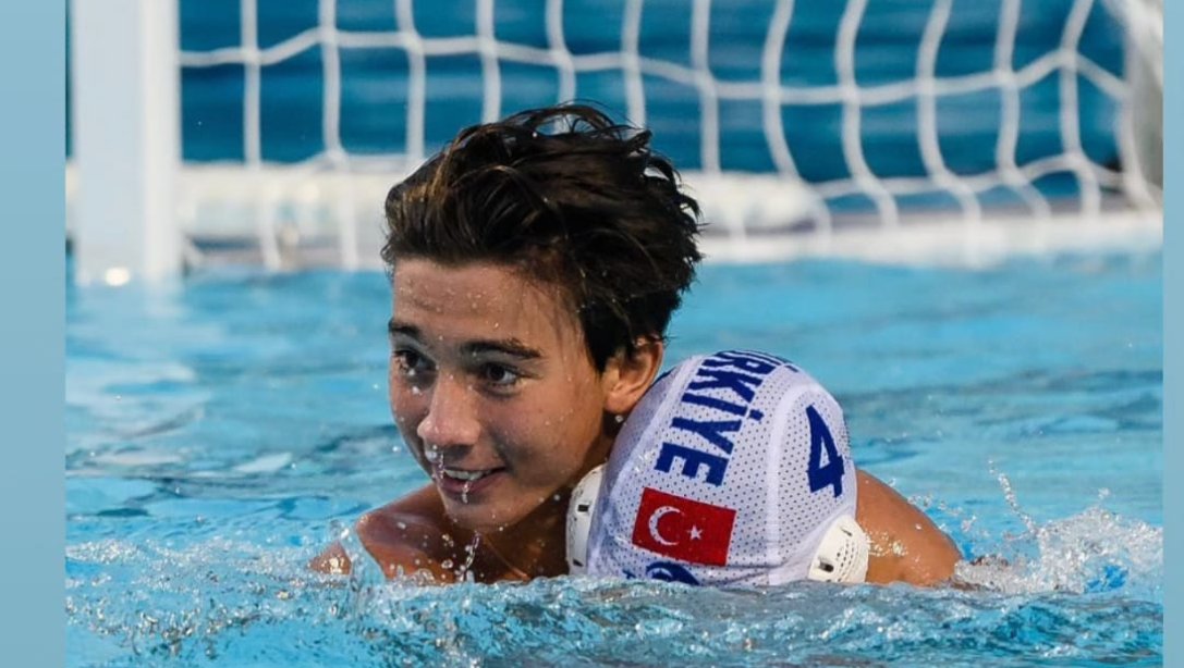 Didem Işıklı Ortaokulu öğrencimiz Efe Olcaytu, Karadağ'ın Podgorica şehrinde yapılan U15 Avrupa Sutopu Şampiyonası'nda sporcu olarak yer almıştır. 
